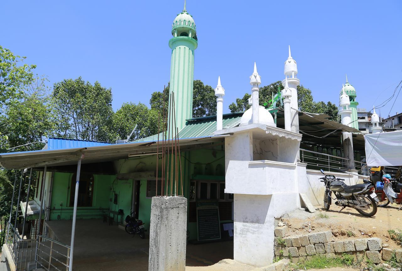 ホテルSwades Residency Cheruvalli エクステリア 写真